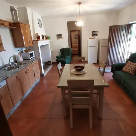 Casa El Tio Juan * Cumbres de San Bartolome